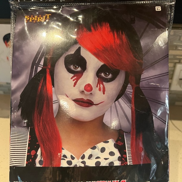 Girls killer clown costume size 8-10 with wig! - Picture 2 of 2